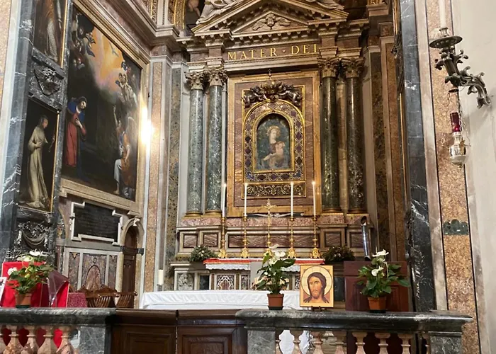 Pensjonat Domum Vaticani 4*